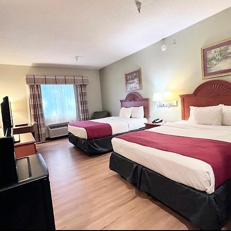 Americas Best Value Inn Wiggins Exterior photo